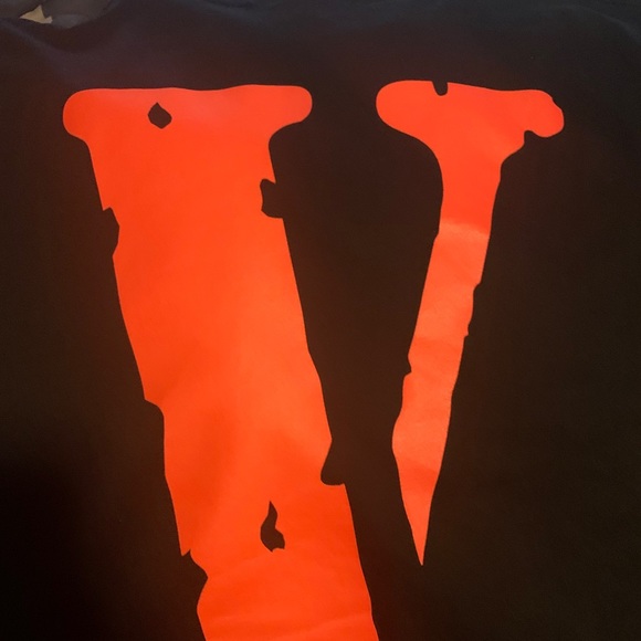 Vlone Tee - Picture 6 of 7